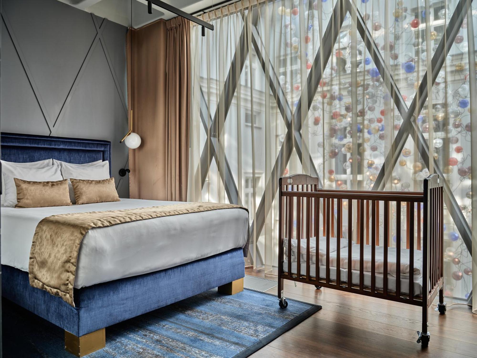 Hotel Indigo Warsaw Nowy Swiat By Ihg Exterior photo