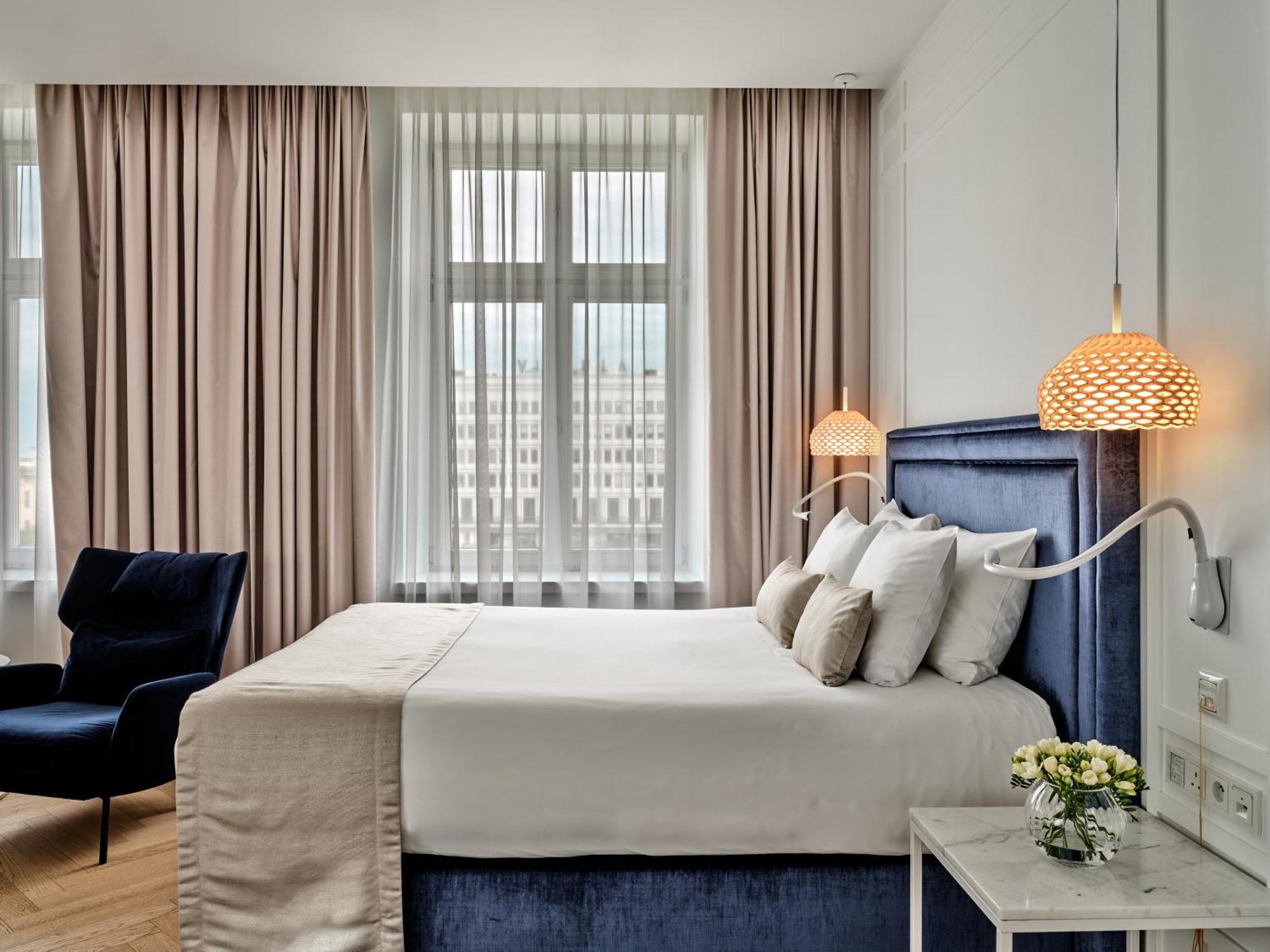 Hotel Indigo Warsaw Nowy Swiat By Ihg Exterior photo